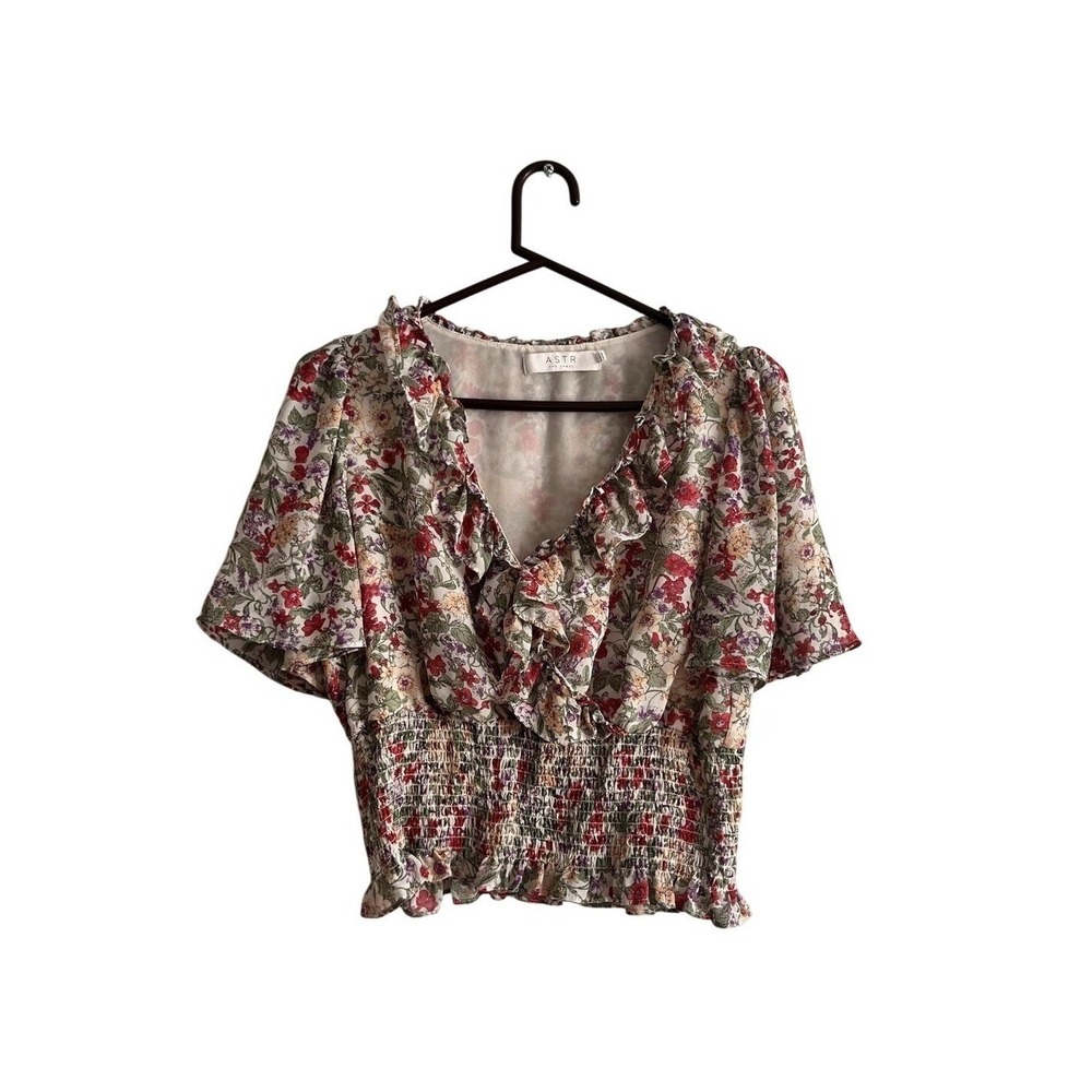 ASTR The Label Blouse Womens Large Floral Ruffle V Neck Smocked Cropped Top